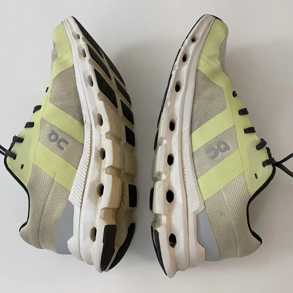 On Running Cloudrunners Sneakers Running Jogging Casual